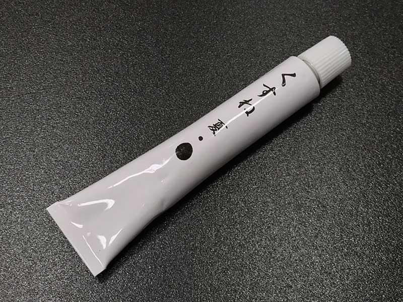 弦用チューブ入りクスネ